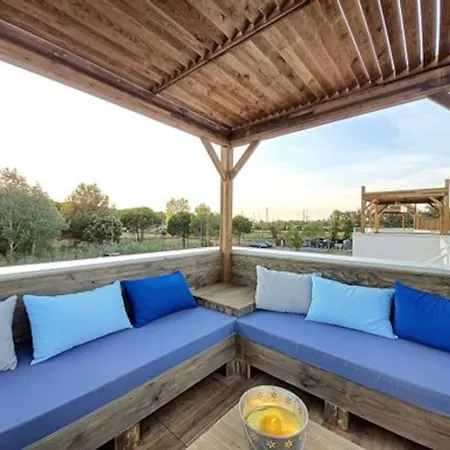 Вилла Belle Climatisee 6 Pers Proche Solarium Piscine Collective- V0755 *