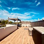 Agence Jf Immo -belle Climatisee 6 Pers Proche Solarium Piscine Collective- V0755 Villa *