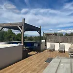 Villa Agence Jf Immo -belle Climatisee 6 Pers Proche Solarium Piscine Collective- V0755 Vias