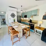 Villa Agence Jf Immo -belle Climatisee 6 Pers Proche Solarium Piscine Collective- V0755 Vias
