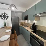 Villa Agence Jf Immo -belle Climatisee 6 Pers Proche Solarium Piscine Collective- V0755 Vias