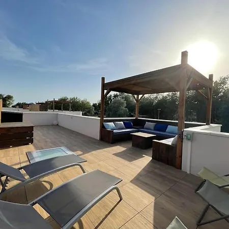 Agence Jf Immo -belle Climatisee 6 Pers Proche Solarium Piscine Collective- V0755 Vila