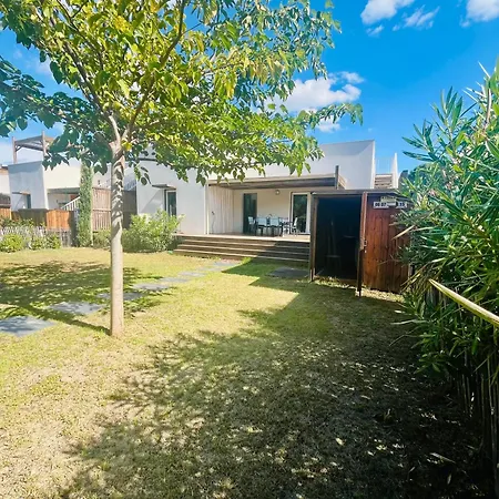 Agence Jf Immo -belle Climatisee 6 Pers Proche Solarium Piscine Collective- V0755 Villa