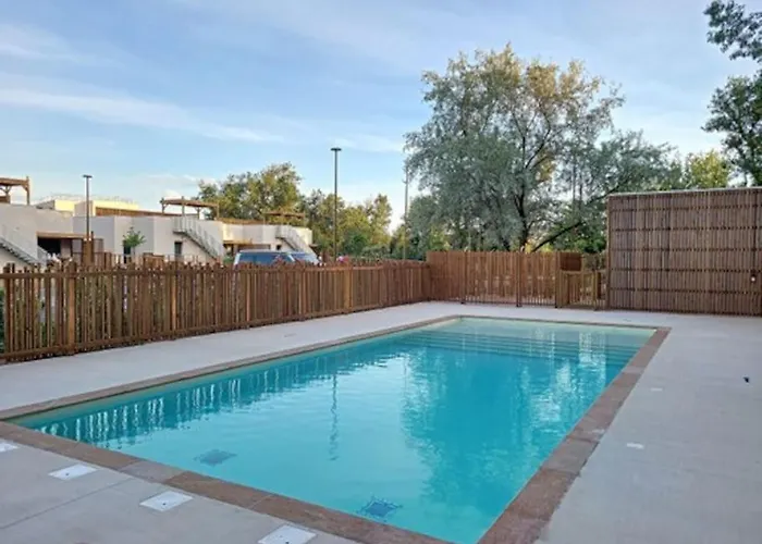 Agence Jf Immo -belle Climatisee 6 Pers Proche Solarium Piscine Collective- V0755 Вилла