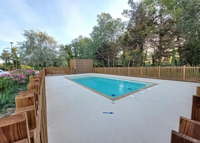 Agence Jf Immo -belle Climatisee 6 Pers Proche Solarium Piscine Collective- V0755 Вилла